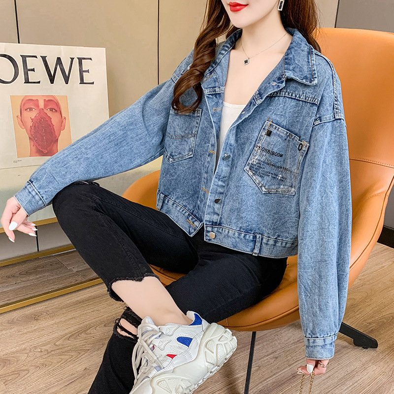 Пиджаки, джинсовые куртки и комбинезоны