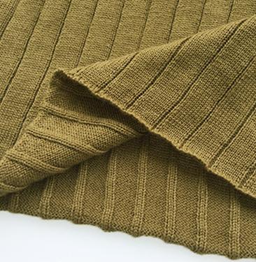 фото 6 Тонкий джемпер с v-образным вырезом