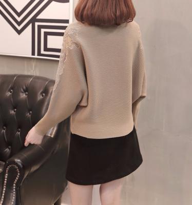 фото 6 Пуловер с кружевной вышивкой